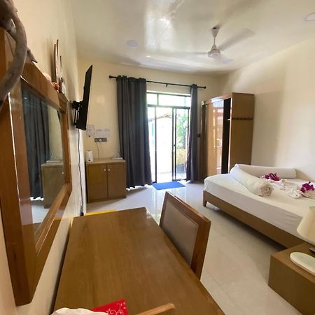 Maavaharu Guest House Himmafushi Exterior photo
